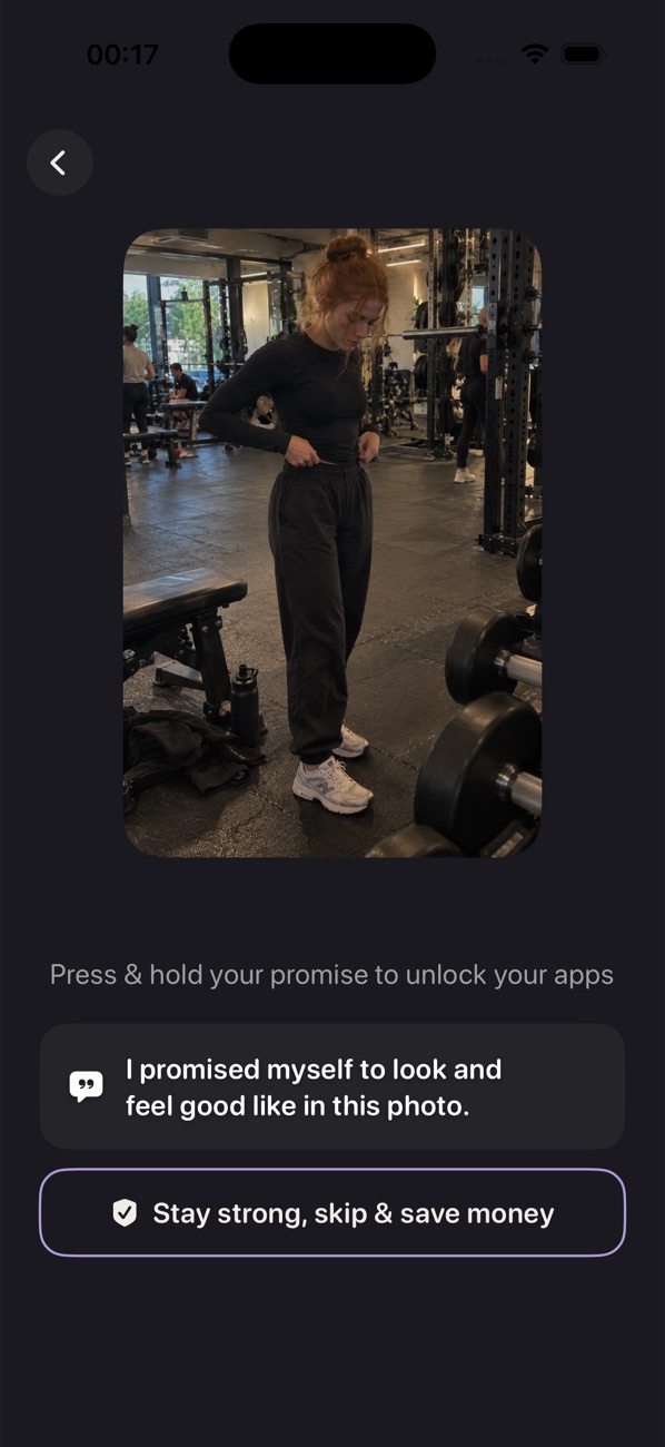 Inspiration mode: a gym photo above the promise 'I promised myself to look and feel good like in this photo.'
